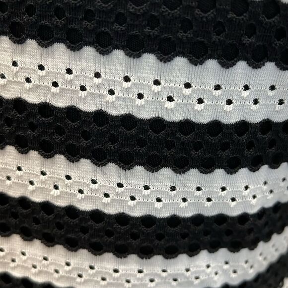 ELLE Black White Eyelet Fit & Flare Mini Dress Striped Sleeveless Stretchy 10 - Picture 5 of 14